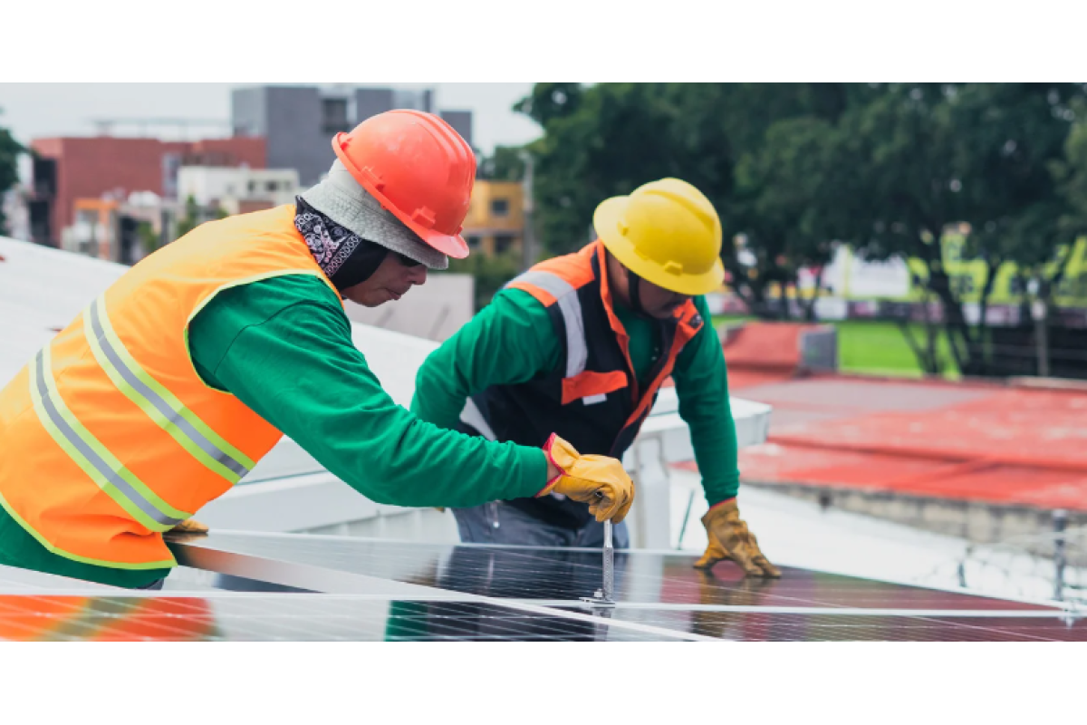 Smart Solar Installation: Maximizing Performance and Profits in 2025